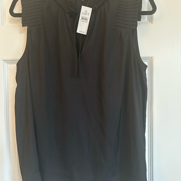 Loft black sleeveless blouse. - Picture 3 of 6